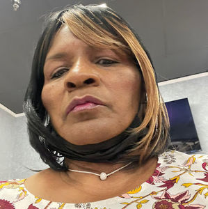 Meet your Posher, Edna